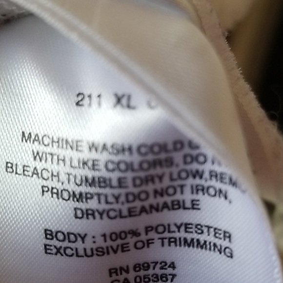 Columbia jacket small white pockets - Picture 5 of 5